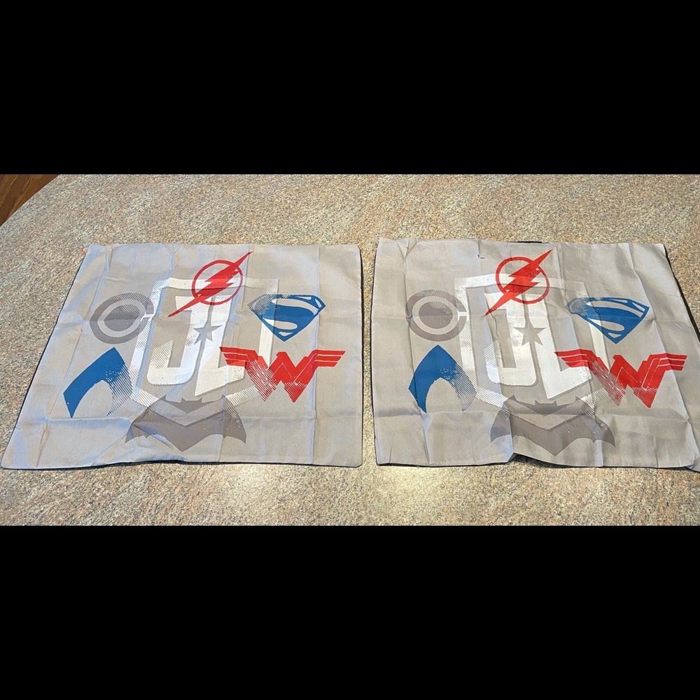 Justice League heroes pillow shams